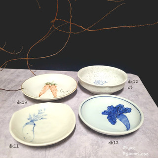 Chén gốm thấp