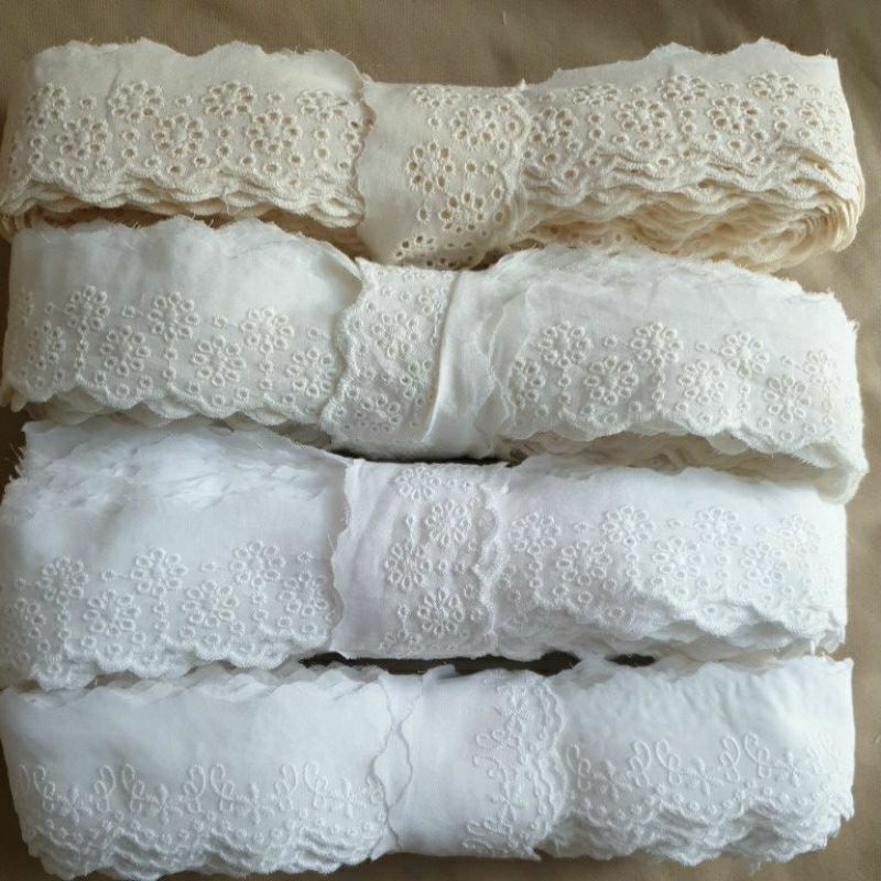 Ren boi thêu bản 4,5cm
