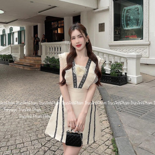 Đầm Tay Cánh Tiên Viền Đen Ren Phối Hoa - D21163