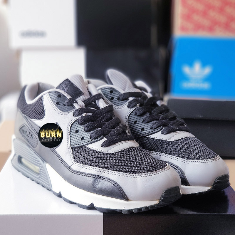 Giày Air Max 90 Essential Wolf Grey, size 41, real 2hand