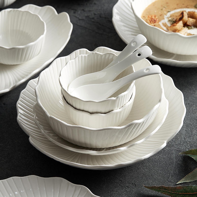 Bộ bát đĩa cánh hoa màu trắng, bát đĩa decor