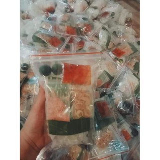 Bánh tráng phơi sương trộn sate hành phi khô bò