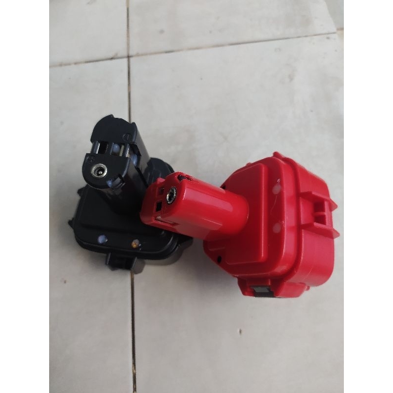 Pin Makita chọt 12v dung lượng 5000mah xả 50A