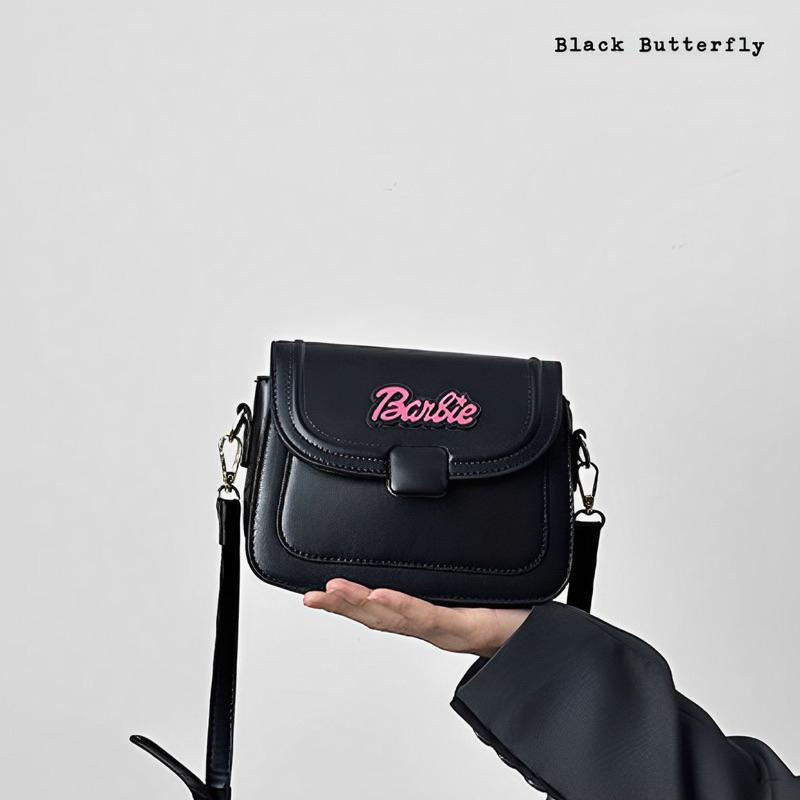 Túi đeo chéo dáng vuông Barbie Butterfly