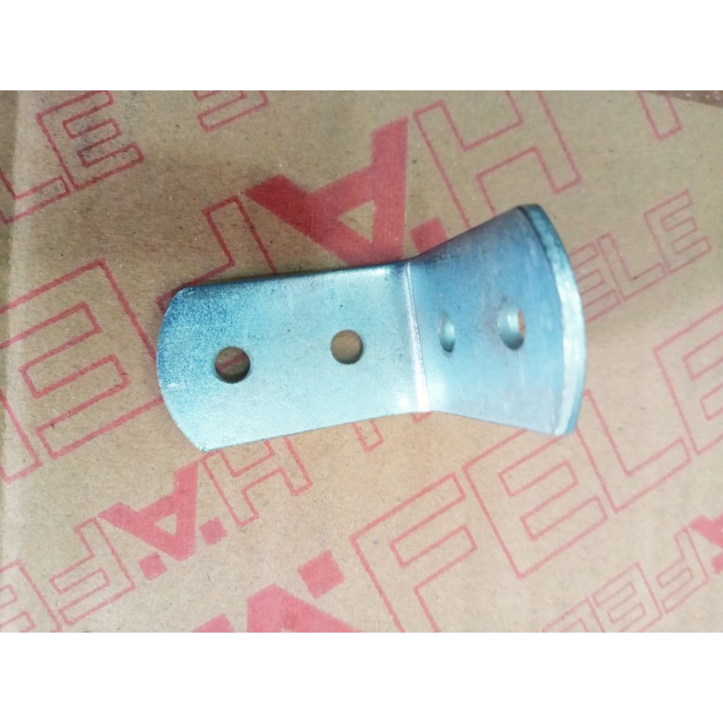Pass treo tường