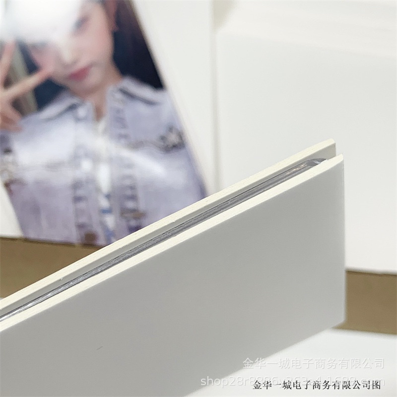 Bìa Fomex màu trắng dày 1.5mm dùng gói hàng photocard