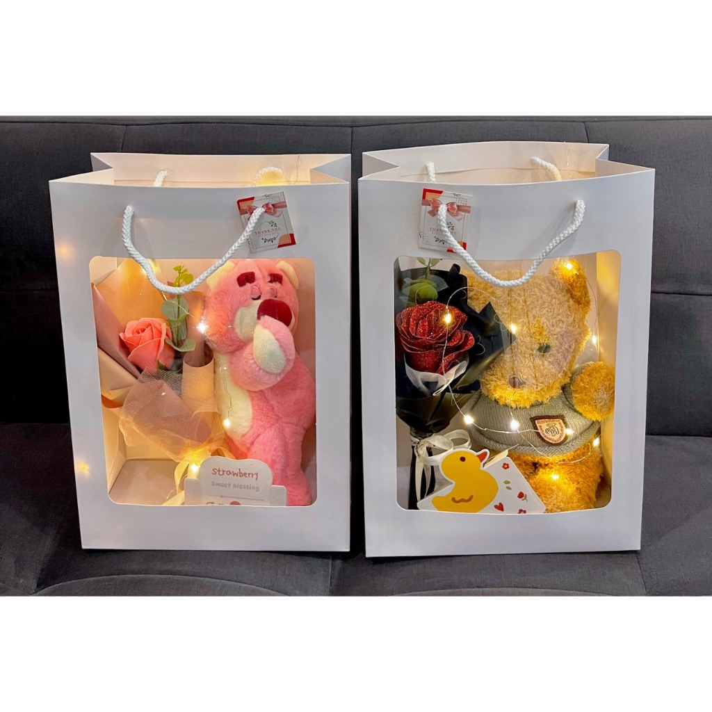 Gấu bông kèm túi xách, hoa, thiệp và đèn quà tặng sinh nhật bạn gái, dịp lễ Valentine’s, 8/3, 14/2, 20/10