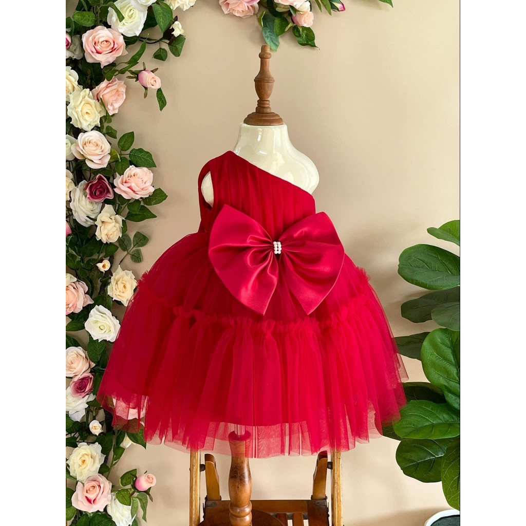 Váy đầm công chúa lệch vai dáng xòe phối nơ phủ lưới kết hợp phi, voan lót cotton mềm mại cho bé gái