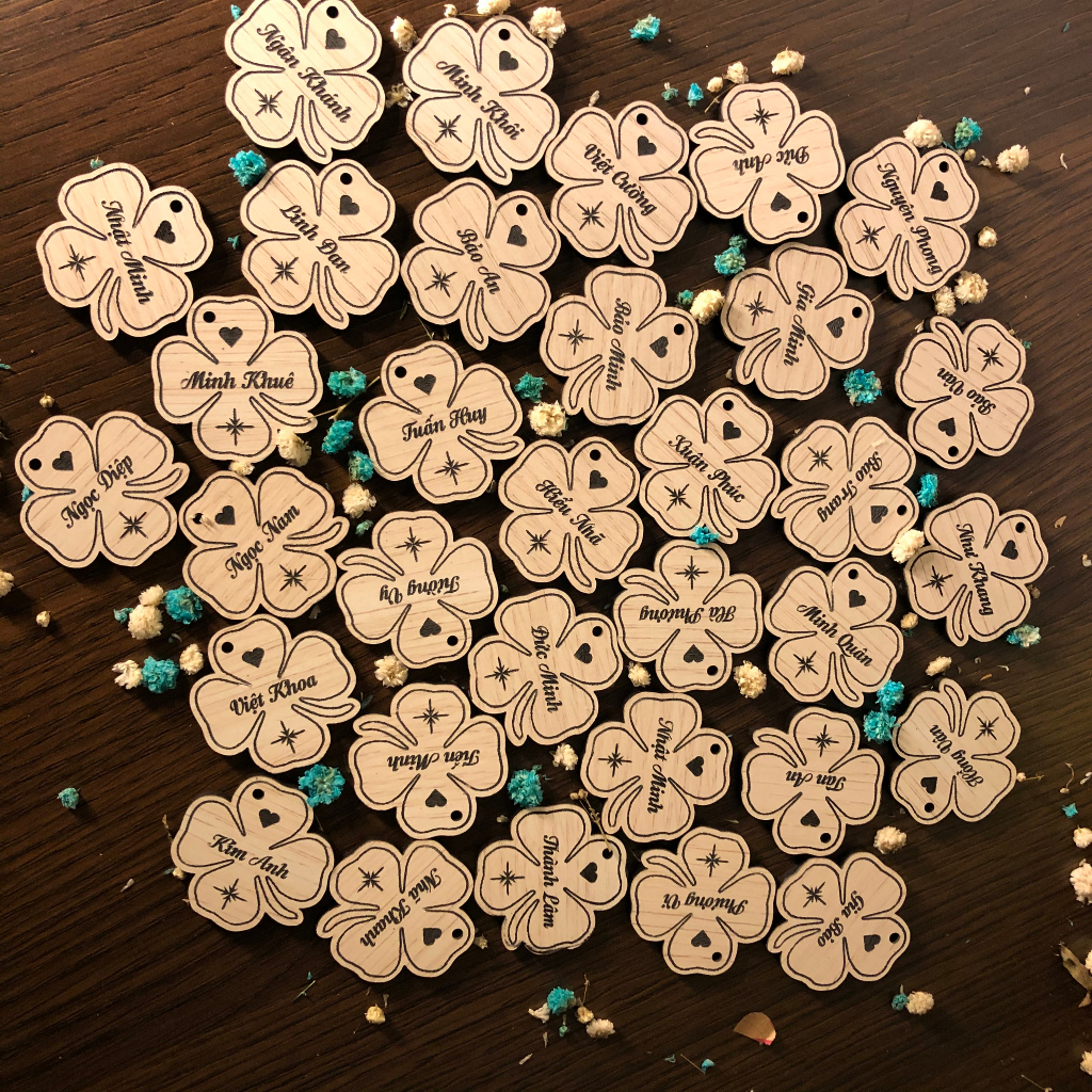 Móc khoá khắc tên, chữ theo yêu cầu