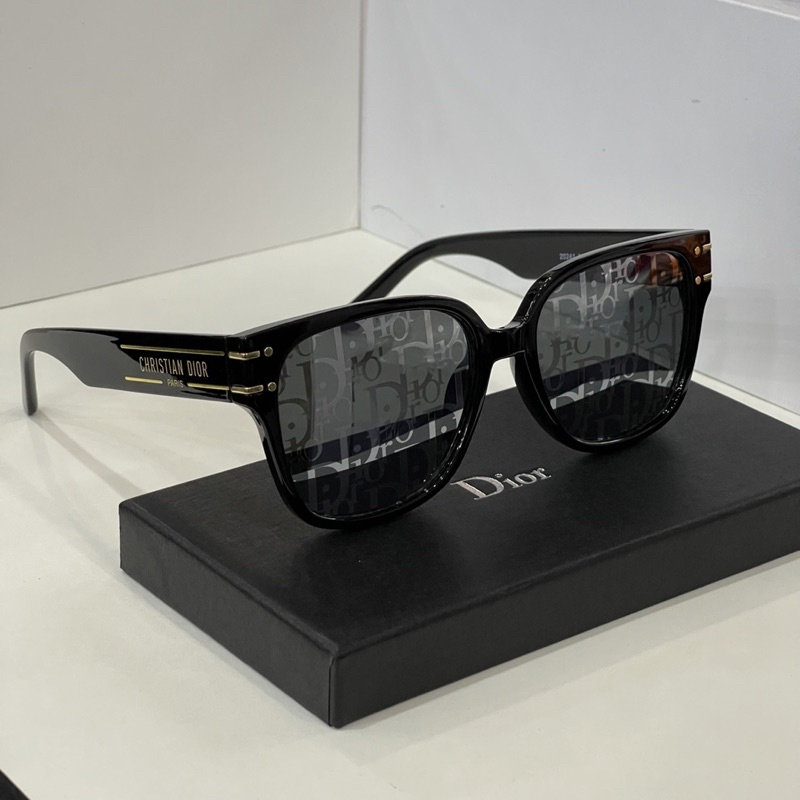 Kính râm nam nữ DIOR hot trend model 2023 chống UV Fullbox.Kính mát thời trang phong cách Italy Bảo Hành 3 tháng