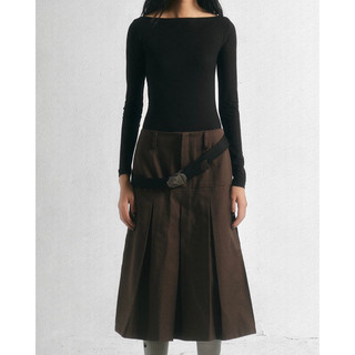 Áo Knit Basic và chân váy Choco Summer 23 OOS