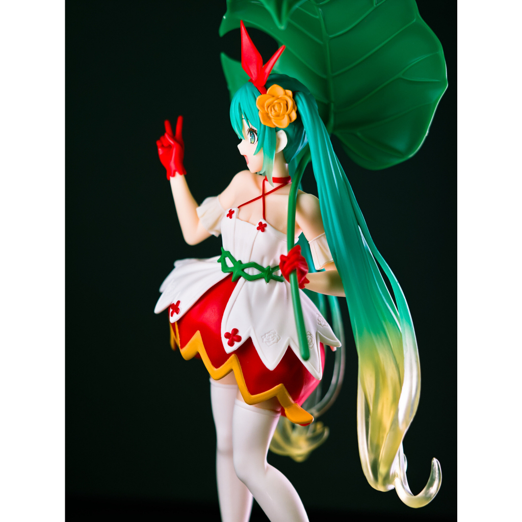 MÔ HÌNH CHÍNH HÃNG Hatsune Miku - Wonderland Figure - Thumbelina ver.