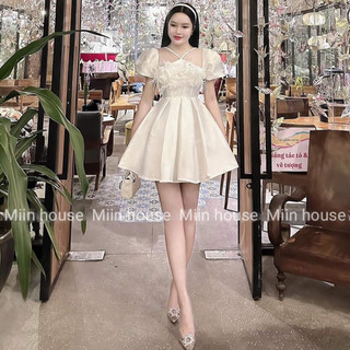 Váy tay bồng dây v hoa đá lông vũ