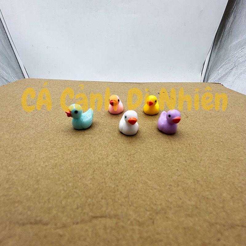 Vịt vàng Mini làm tiểu cảnh trang trí hồ cá chậu cây vườn Terrarium 1.5 cm