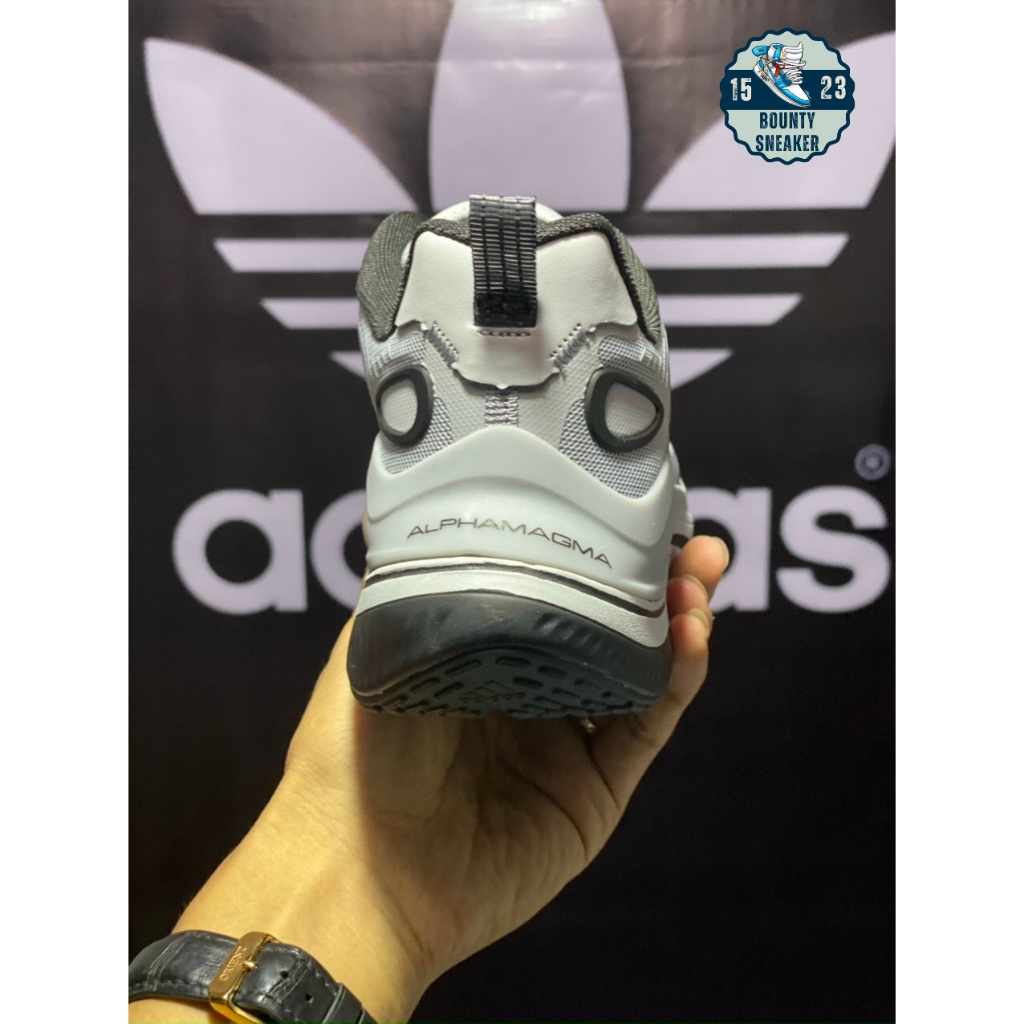 Giày Thể Thao Adidas Alpha Magma
