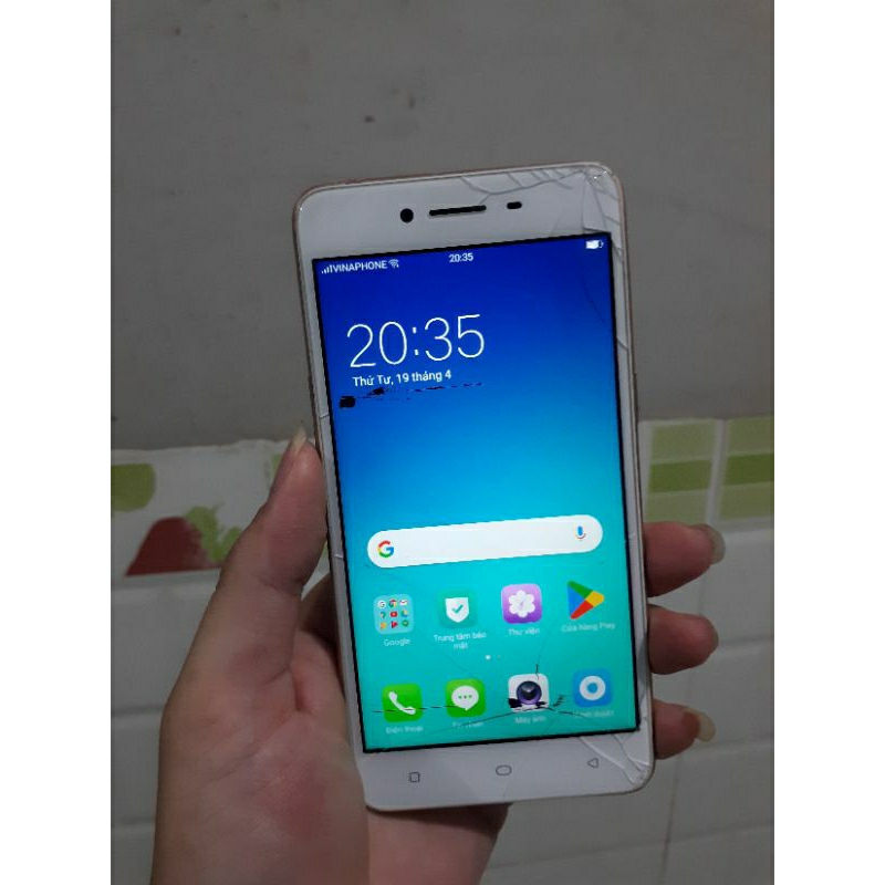 Xác OPPO A37F chip snapdragon  dùng chữa cháy