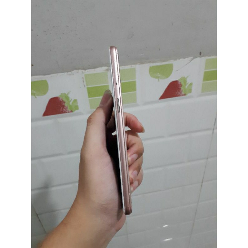 Xác OPPO A37F chip snapdragon  dùng chữa cháy