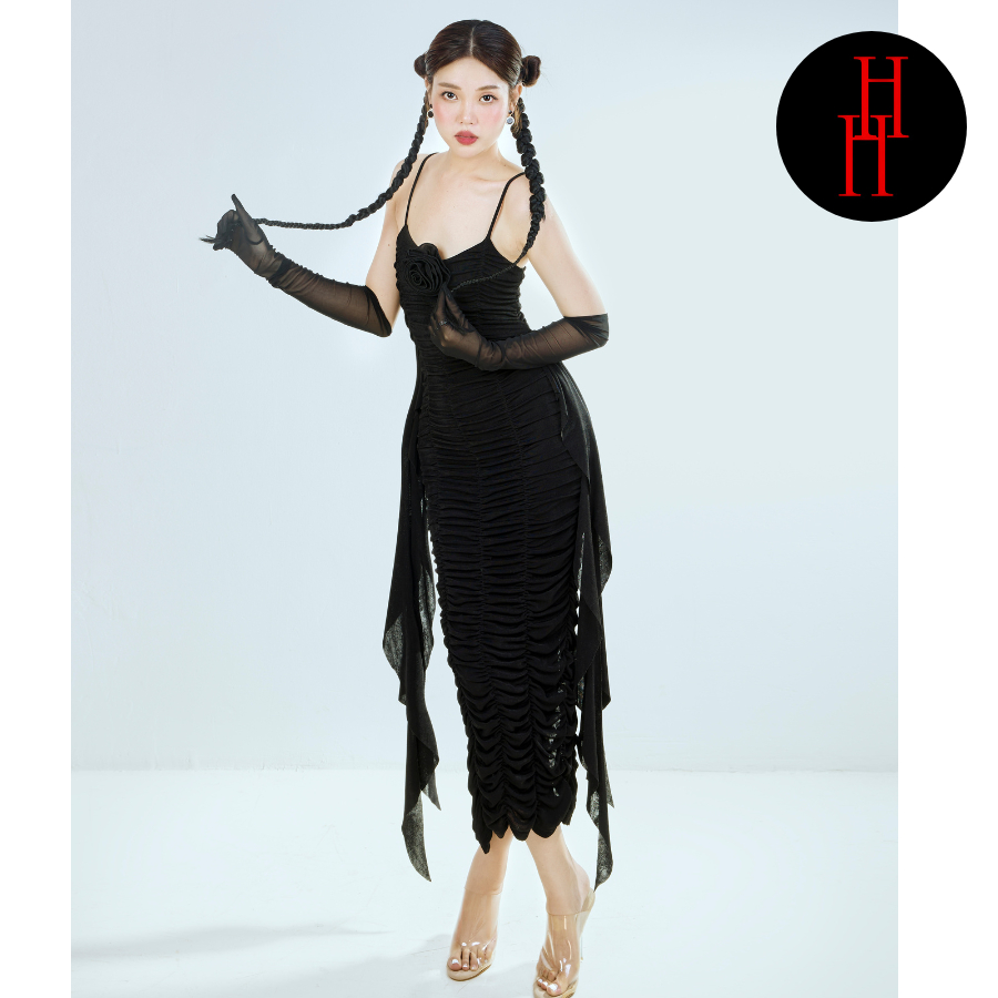 Đầm body hai dây nhún phối dây tua rua kết hoa dài qua gối màu đen - trắng HDT307 Hỉn Hỉn Store