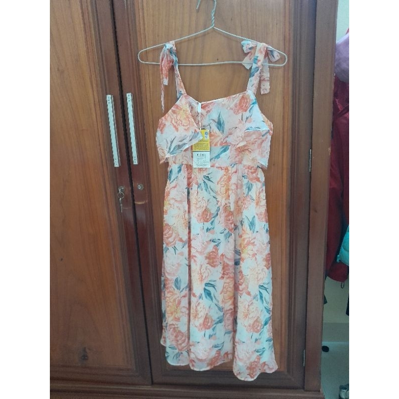 Pass, thanh lý váy đầm Yody sz S đi biển newtag