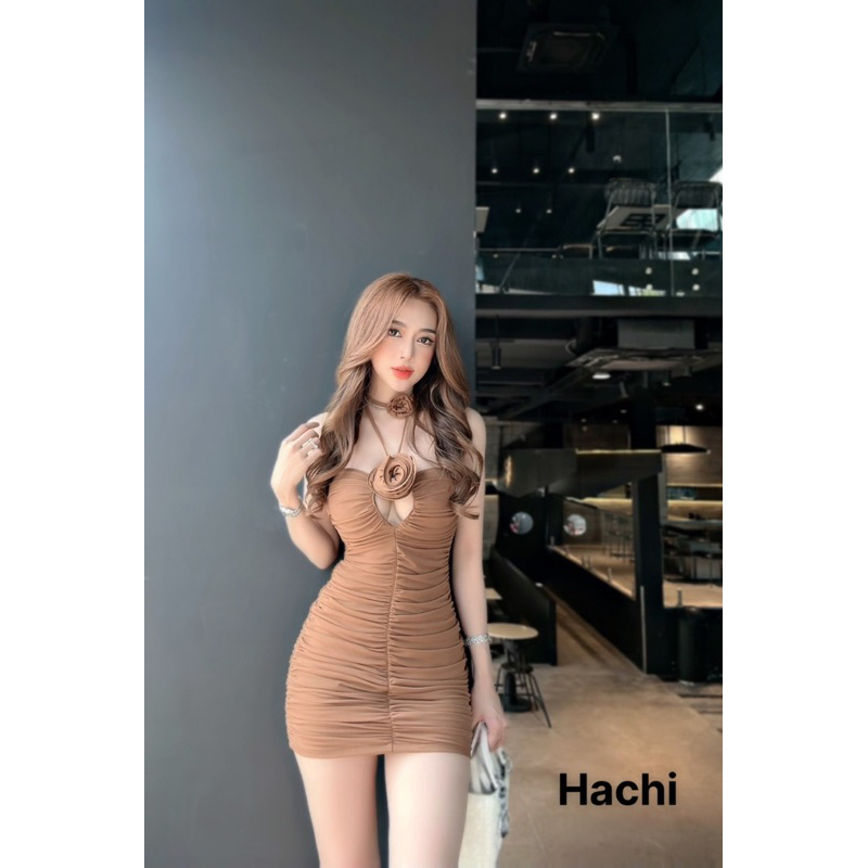 Đầm Cao Cấp Body LƯỚI NHÚN Thân Cúp Mút Ngực Kết Bông Hoa Hồng Trước Ngực