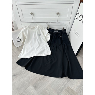 SET ÁO THUN KÈM CHÂN VÁY MIDI