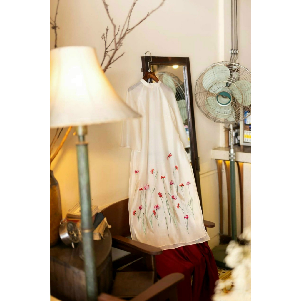 Áo dài cách tân nữ dáng xuông đính kết chất liệu tơ organza cao cấp - Xưởng may Áo dài HQ - HQ18