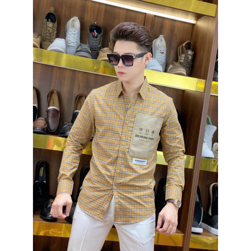 Áo sơ mi kiểu nam nữ Burberry dài tay kẻ caro sọc màu be dập mác logo chữ nâu ngực kiểu dáng sang trọng