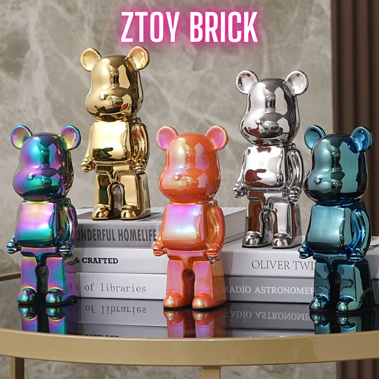 TƯỢNG MÔ HÌNH GẤU BEARBRICK VÀ 18CM CHẤT LIỆU GỐM MẠ TĨNH ĐIỆN CAO CẤP