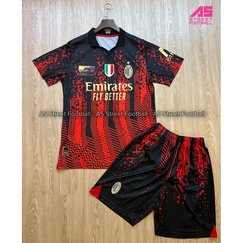 Bộ thi đấu AC Milan phiên bản đủ Logo mới nhất 23/24. Chất vải Thái cao cấp, thoáng mát. A5 Street Football