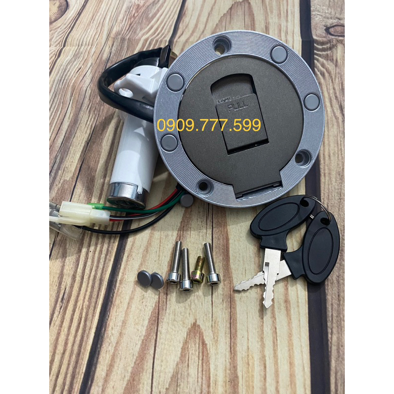 Bộ nắp bình x.ăng + ổ khoá đầu đèn vuông  dành cho xe ba bánh - ba gác
