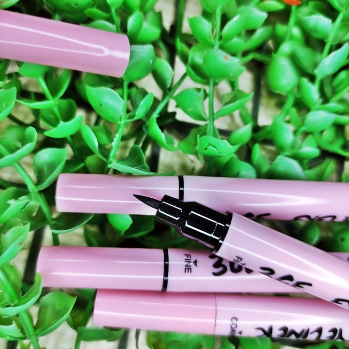 Bút kẻ mắt 2 đầu Eyeliner hồng chống nước, nhanh khô, sắc nét – SA731