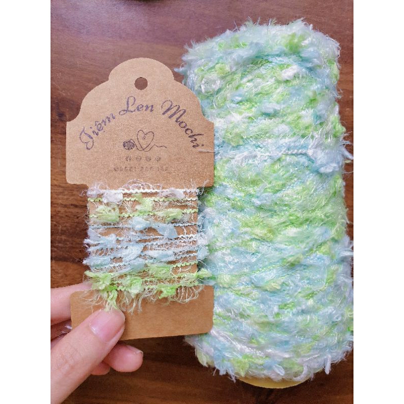 Len kiểu chùm màu pastel kiểu dáng lạ mắt mix len thiết kế móc áo túi