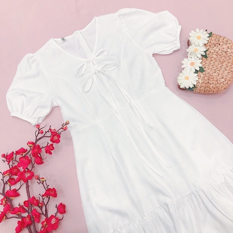 Babydoll trắng đuôi cá