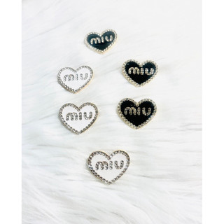 Cài áo tim miu. kt 3x3cm. có 2 màu