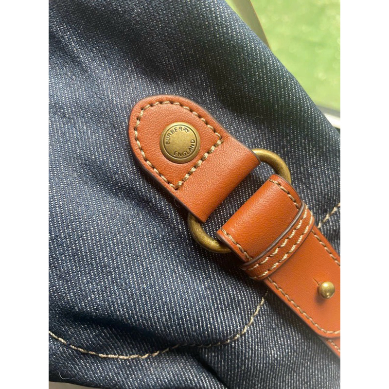 TÚI BURB€RRY HOBO CHẤT DENIM