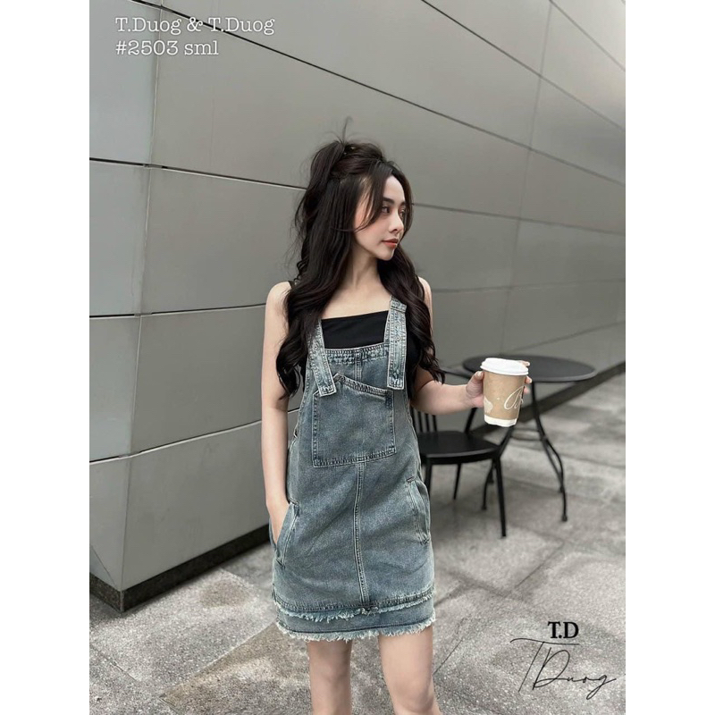VÁY YẾM JEANS BÒ DENIM DÁNG NGẮN
