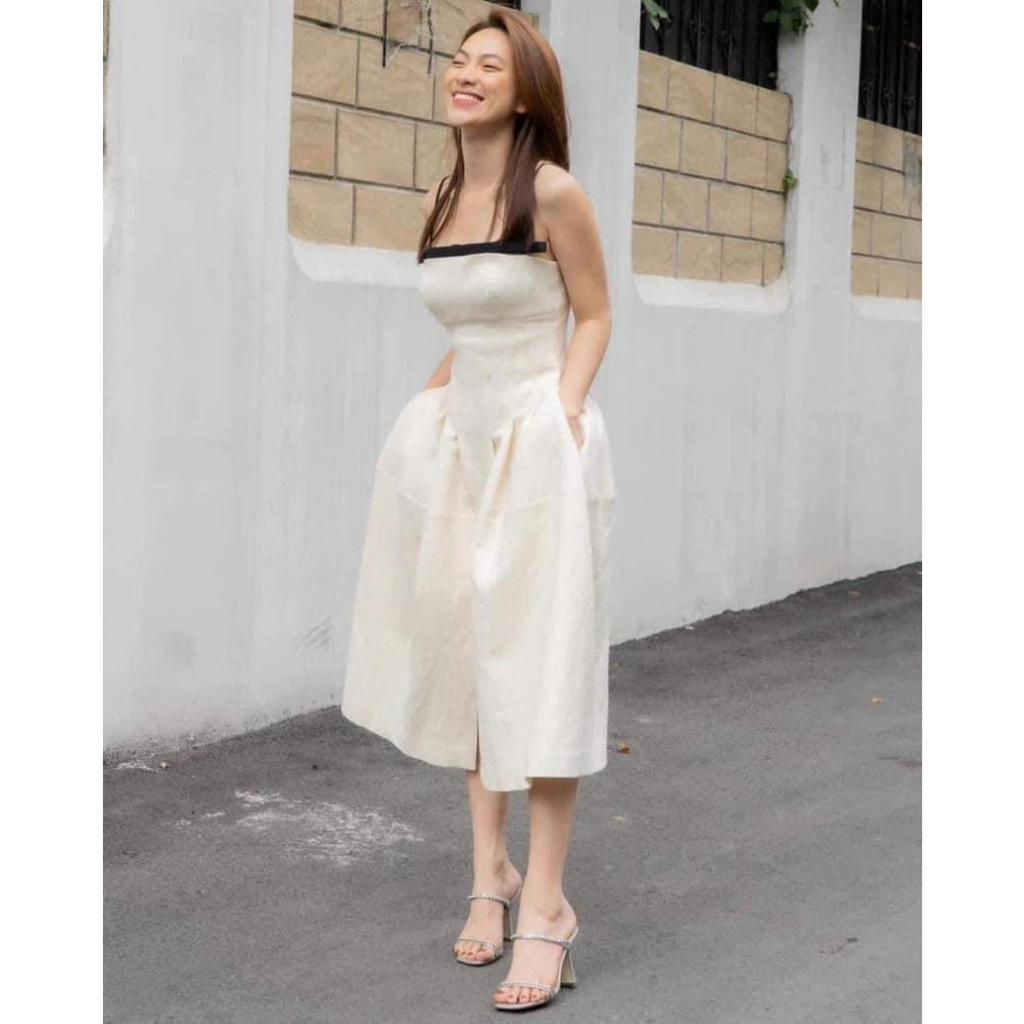 GIÀY SANDAL CAO GÓT NỮ CAO 7 PHÂN QUAI MẢNH MÀU ĐEN TRẮNG HOT 2023