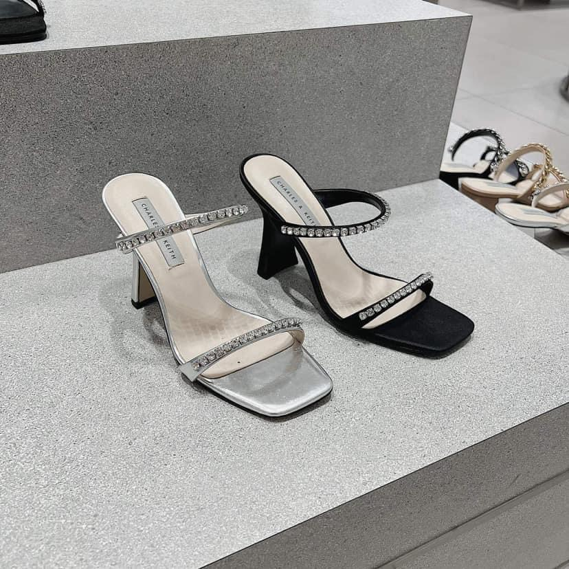 GIÀY SANDAL CAO GÓT NỮ CAO 7 PHÂN QUAI MẢNH MÀU ĐEN TRẮNG HOT 2023