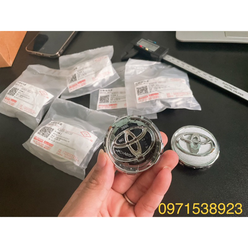 Chụp mâm TOYOTA 56mm VIOS YARIS COROLLA ALTIS xịn 42603-0D110 42603-0d070
