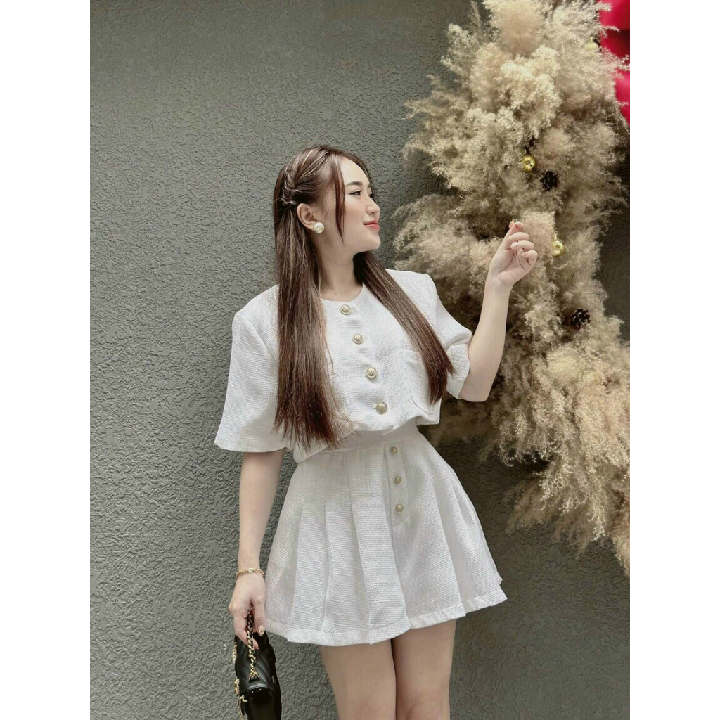 Set bộ nữ thời trang cổ tròn dài tay đính nút kèm quần đùi cực kì tôn dáng mặc đi chơi dự tiệc, siêu xinh