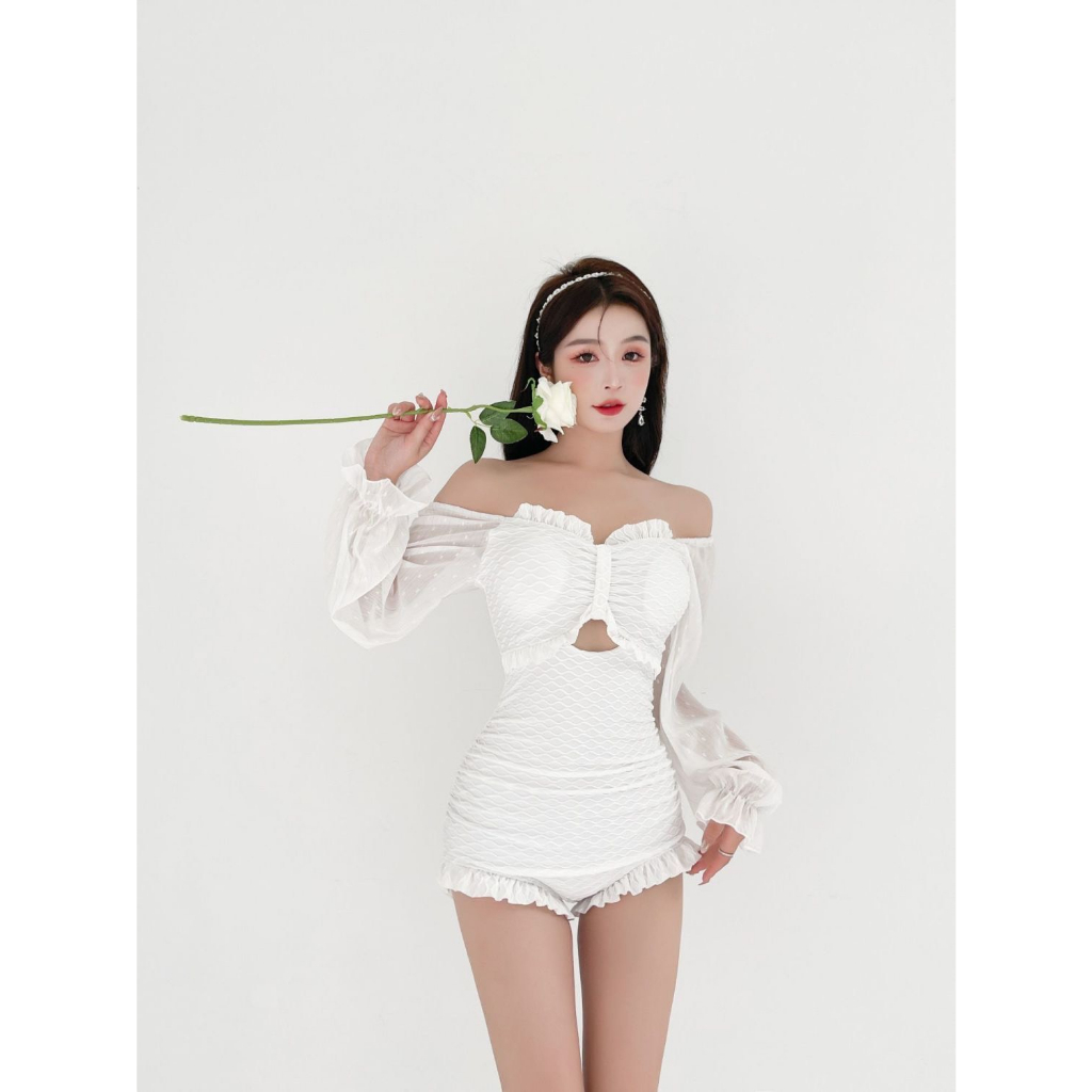 Bikini màu trắng thắt eo 1 mảnh đáng yêu, đồ bơi liền thân dài tay dễ thương