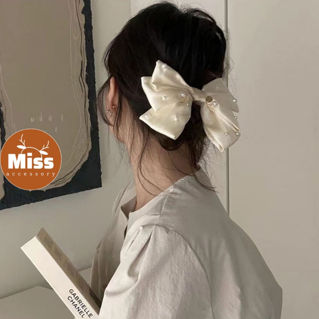 Nơ kẹp tóc lụa bản to đính ngọc sang trọng 2 màu đen trắng MN909