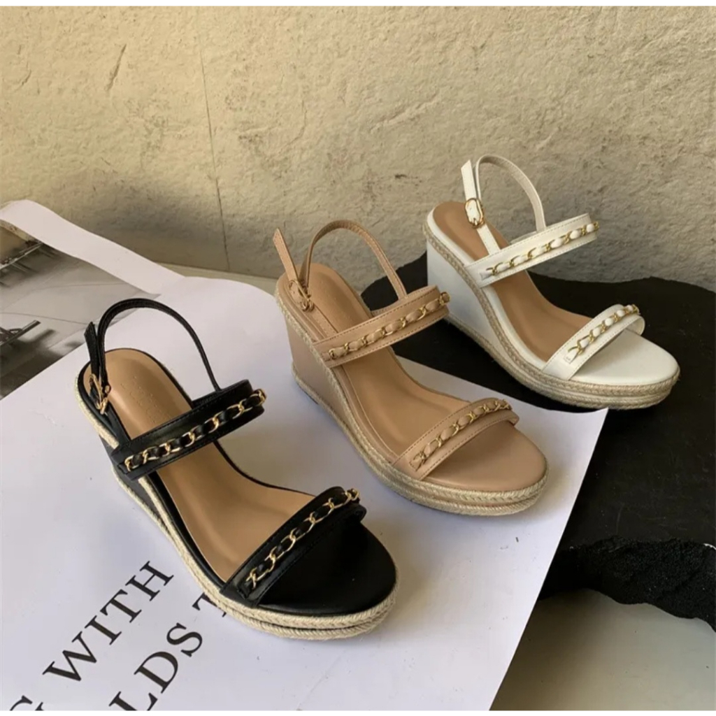 Sandal đế xuồng viền cói quai ngang xích hở mũi cao 9p mẫu mới mùa hè Ana Quảng Châu- sẵn đen