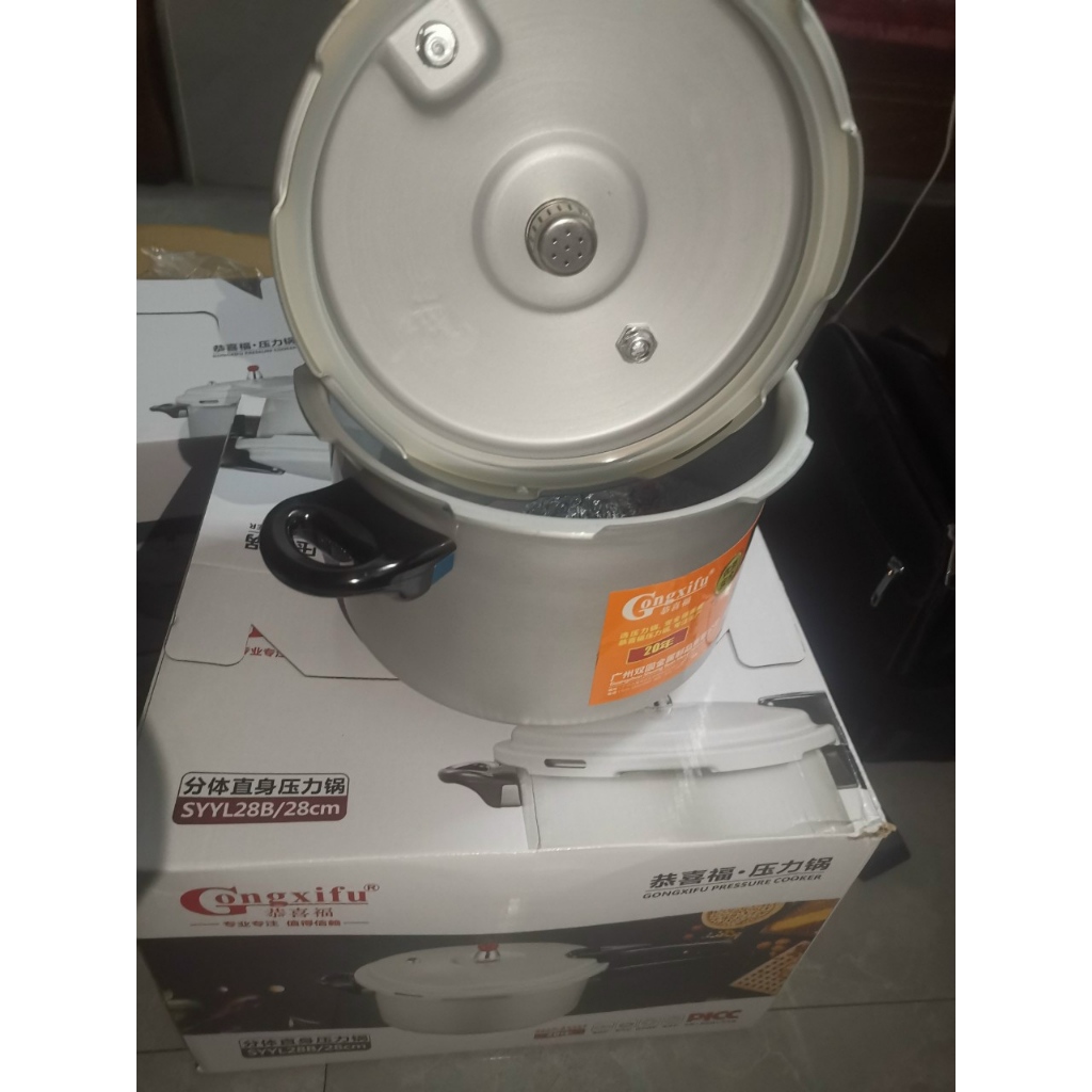Nồi áp suất nấu gas xinbao 18cm,20cm ,22cm ,24cm ,26cm ,28cm,30cm
