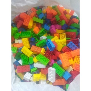 lắp ghép Lego cho bé