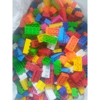 lắp ghép Lego cho bé