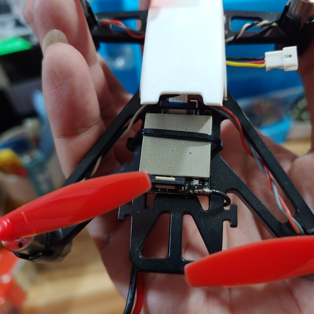 Máy bay điều khiển từ xa bộ combo q100