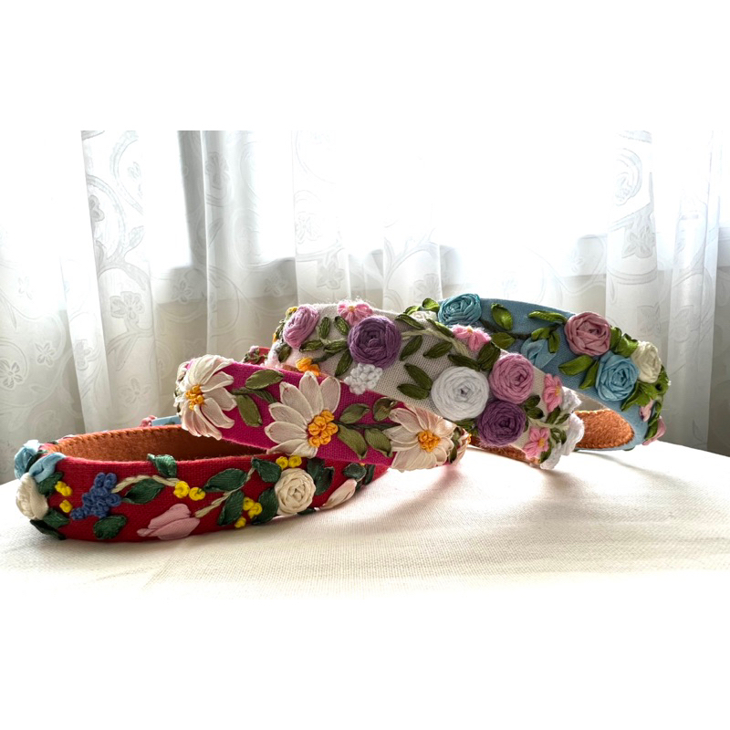 Cài tóc thêu tay Handmade by Chang