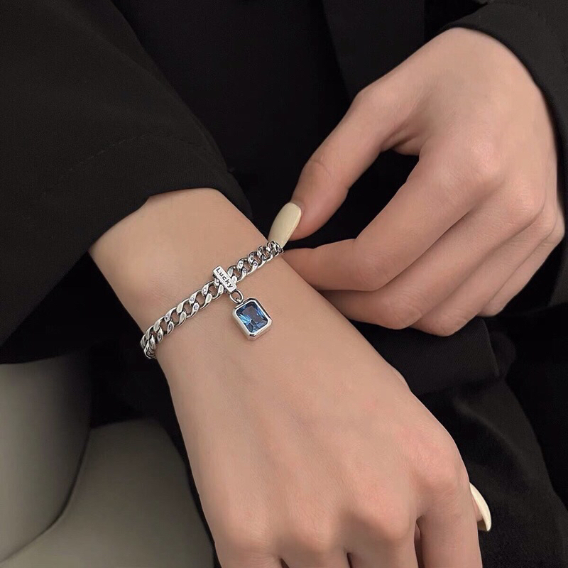 Muriel Bracelet | Vòng Tay Muriel dây xích charm đá blue