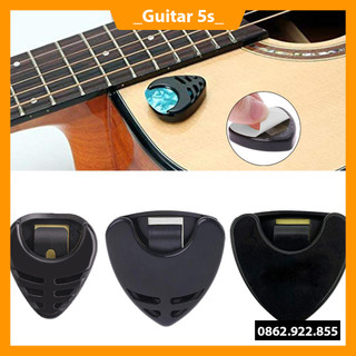 🔴 hộp đựng pick dán thùng đàn guitar.